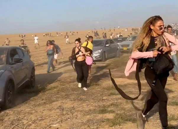 https://www.catholicsforisrael.com/images/stories/nova_civilians_fleeing.webp